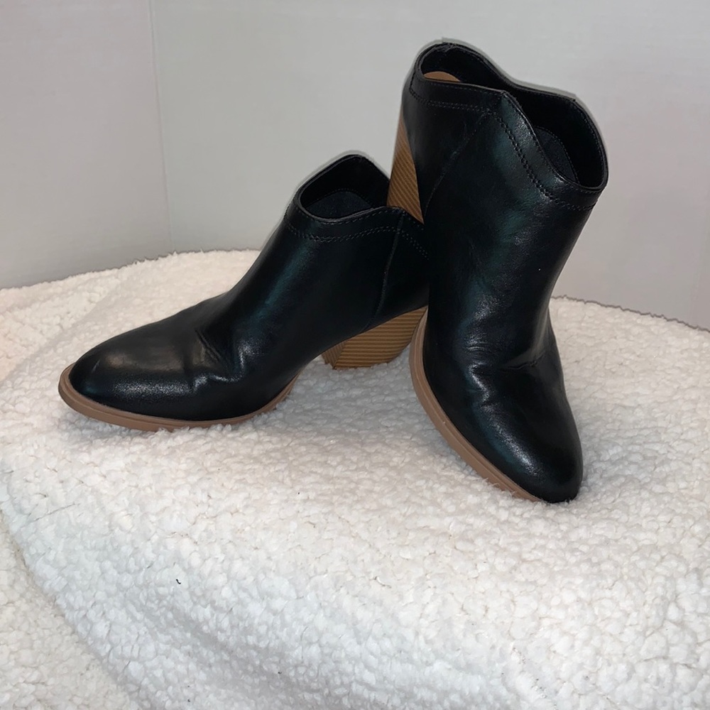 Dolce Vita heel boots